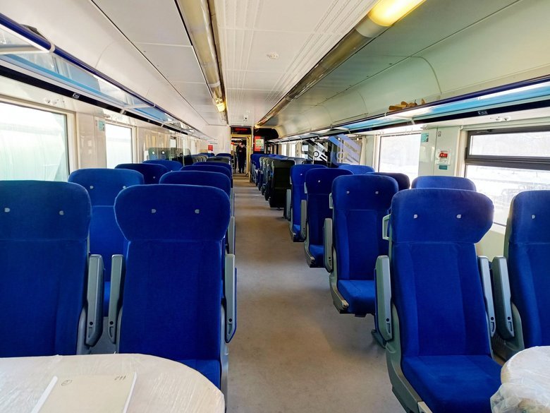 Крюківський вагонзавод передав "Укрзалізниці" потяг "Тарпан"