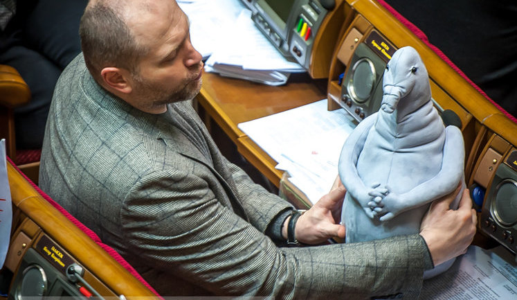 "Брудна робота" Грановського, Ждун у Раді, Ляшко і коса Кошелєвої: робота нардепів у п'ятницю. ФОТОрепортаж