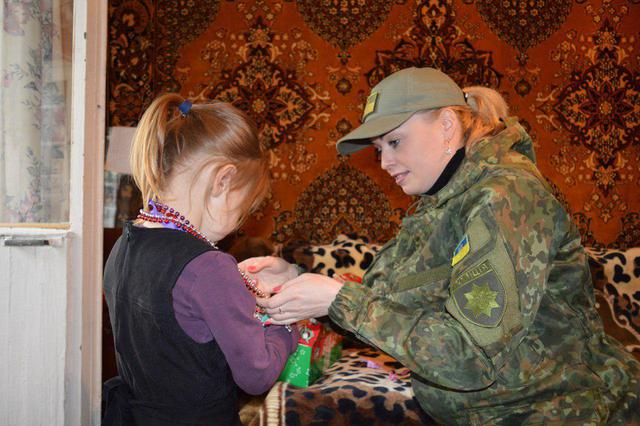 My mom is on heaven, - girl who saw her mom killed in Avdiivka shelling 09