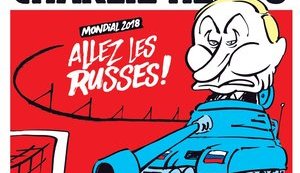 "Трагикомедия в Потемкинской деревне": журнал Charlie Hebdo к ЧМ-2018 изобразил Путина на танке на футбольном поле. ФОТО