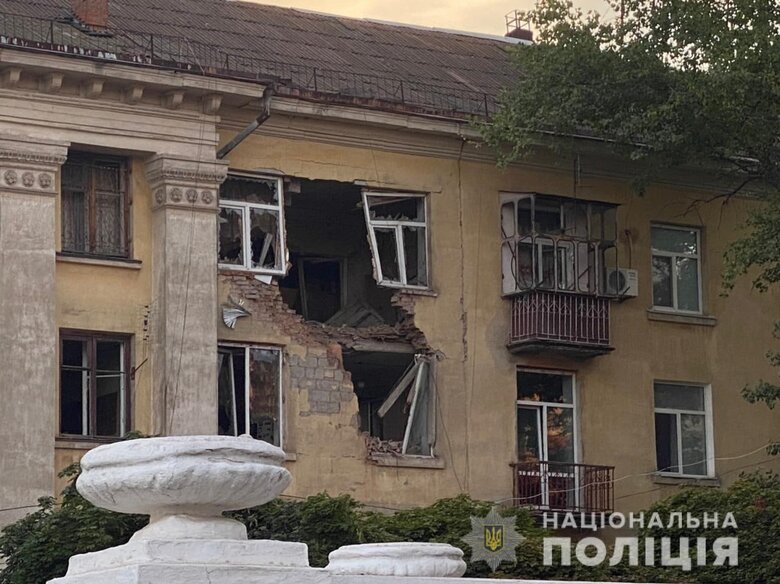 Последствия обстрела российскими войсками Никопольского района Днепропетровской области, - Нацполиция 01