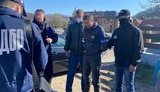 Прикордонник за $3 тис. обіцяв пропустити поза пунктом контролю контрабандистів із 11 тис. масок, - СБУ. ВІДЕО+ФОТОрепортаж