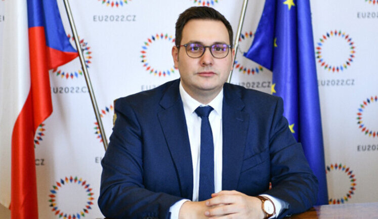 Головними завданнями Європи наразі є захист власної безпеки та переосмислення своєї глобальної ролі, - Ліпавський