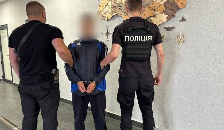 Подпалил церковь и оставил ксенофобскую надпись о венграх: задержан 28-летний мужчина на Закарпатье