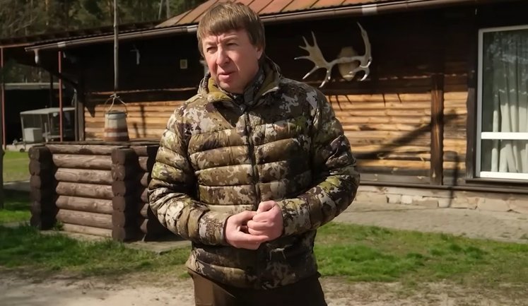 Как семья Михаила Ревы возродила село, пережившее оккупацию - фильм Апостроф TV