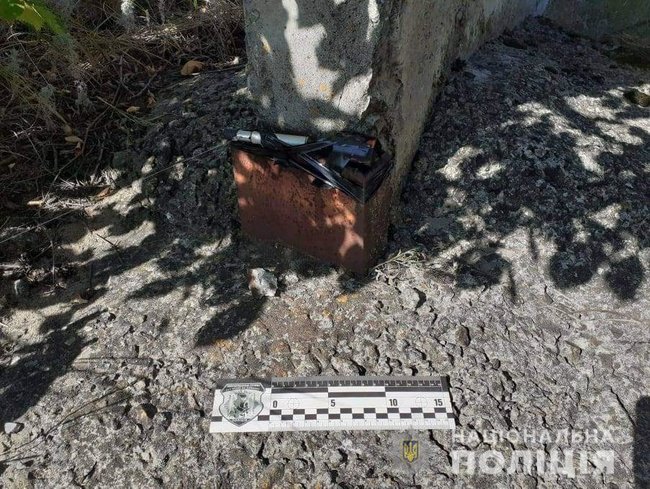 Вибуховий пристрій знешкоджено біля газопроводу на Луганщині, - Нацполіція 01