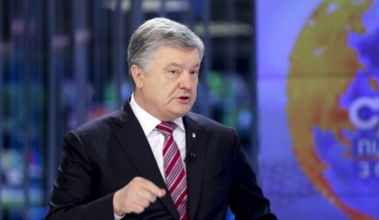 Poroshenko passes VADA alcohol and drug test at Olimpiiskyi