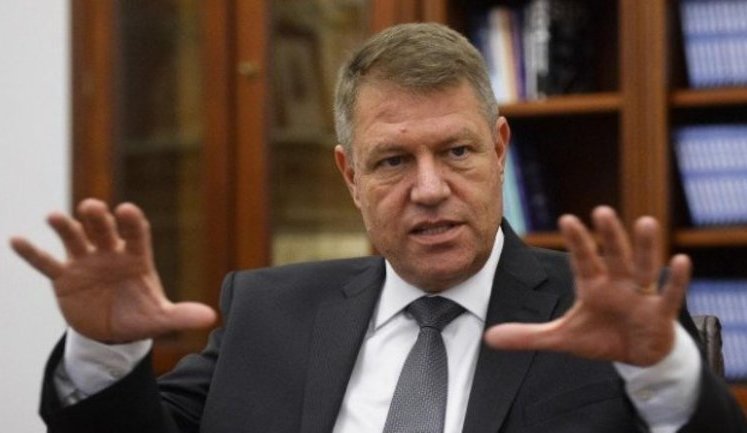 Президент Румунії Йоханніс скасував візит в Україну через новий закон "Про освіту"