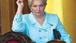 ТОП-5 кадровых неожиданностей 2007 года: Раиса Антиянукович, Арсений Антитимошенко и другие