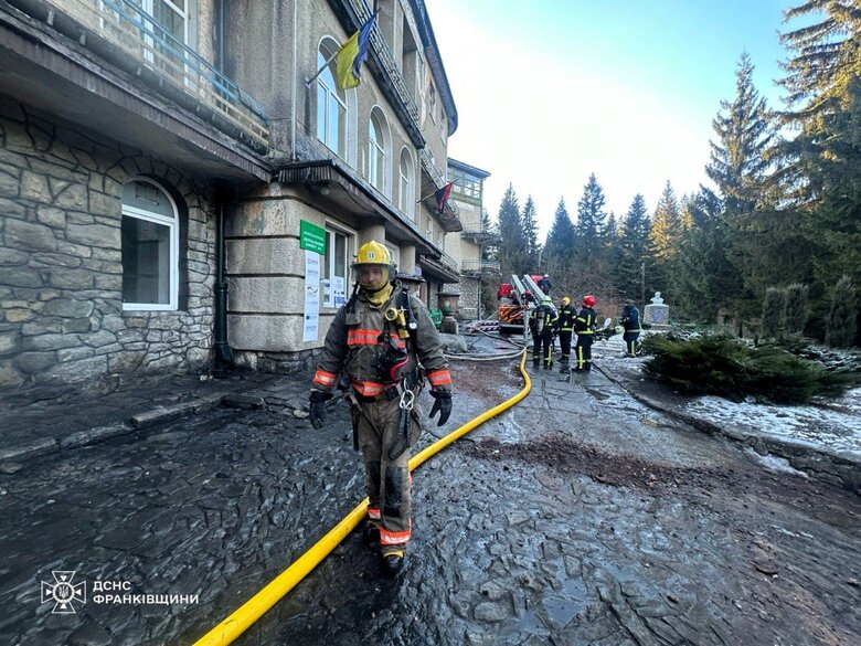 Санаторій горів у Ворохті на Івано-Франківщині