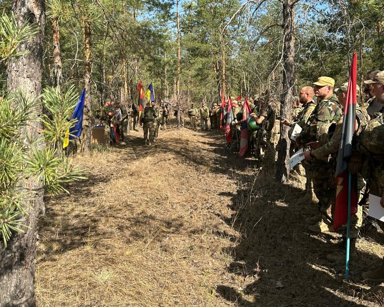 Нагородження воїнів 516 батальйону до Дня захисників і захисниць України 04