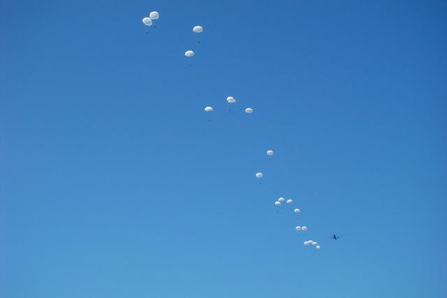 Airborne, Spetsnaz cadets performed landing drills in Odesa region 05