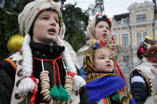 Різдвяні святкування в центрі Києва 05