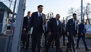 Гончарук поручил найти новое помещение для таможни в Черновцах