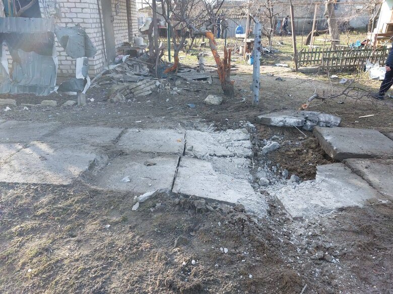 Последствия вражеского удара из ствольной артиллерии по Очакову 04