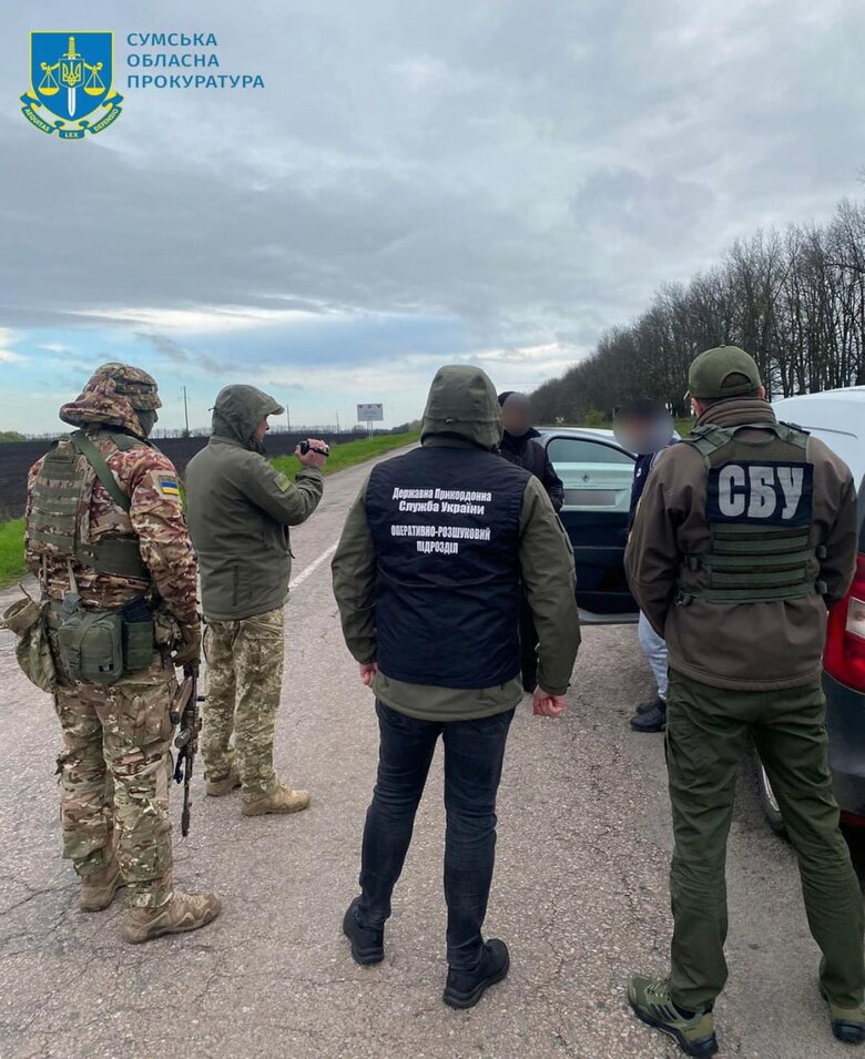 На Сумщині чоловік отримав 5 років в’язниці переправлення ухилянтів за кордон