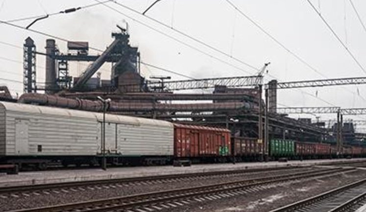 Russia uses Donbas blockade as political cover to take over key economic links with separatist zones, - Bloomberg