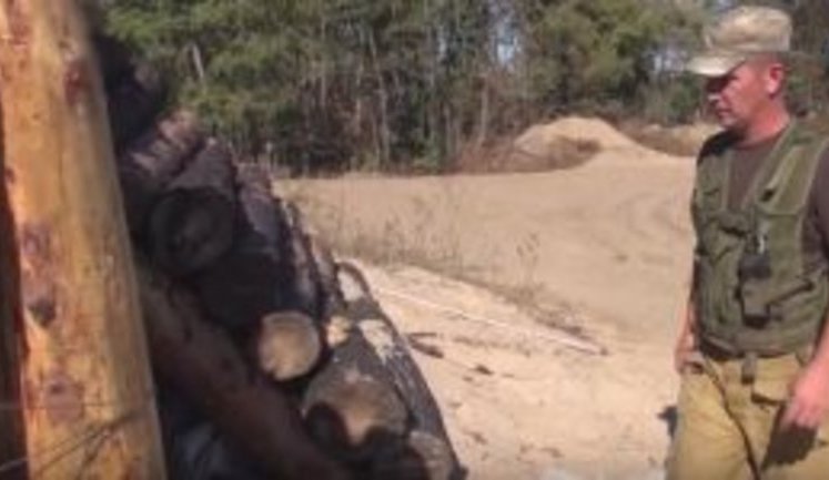 Ukrainian fighters showed fortifications able to withstand Grad and Smerch rockets. VIDEO