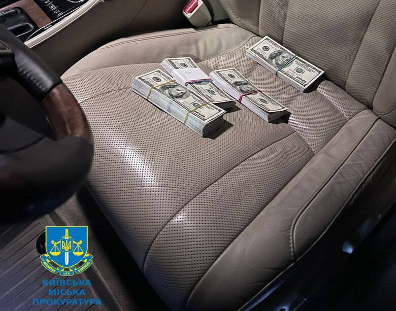 затримання схемщиків для ухилянтів