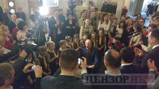 Парубій вручив Почесні грамоти Верховної Ради активістам Пласту 04