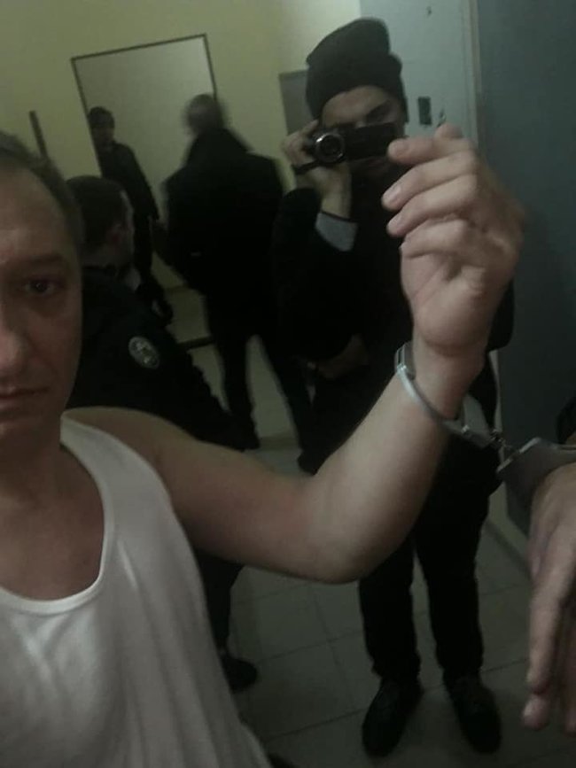 Екснардепа Кайду затримали за заявою слуги народу Богданця, який побився в Раді, - Тягнибок 01