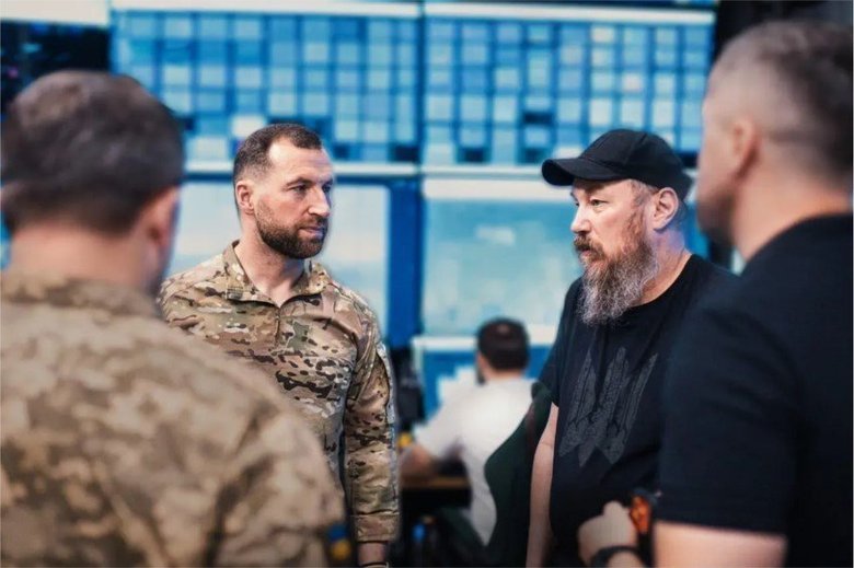 Хмара відвідав командні пункти СБС, 3-го,19-го армійських корпусів і "Азову"