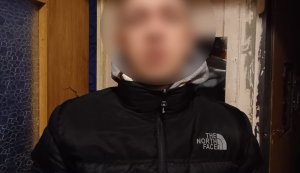 Мужчина незаконно приобрел гранату и принес домой на Прикарпатье: из-за детонации погибли его брат и отчим. ФОТОрепортаж