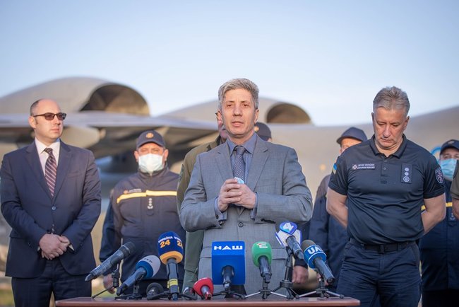 Ukraine sends five tonnes of humanitarian aid to Lebanon 05