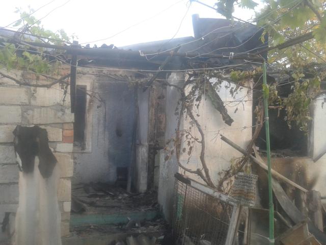 Через пожежу в будинку на Миколаївщині загинули 2 людини 01
