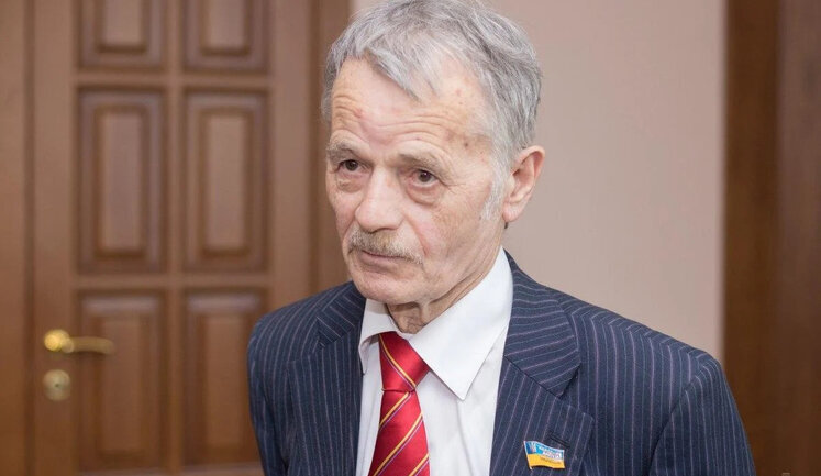Около двух тысяч крымских татар служат в силах обороны, - Джемилев