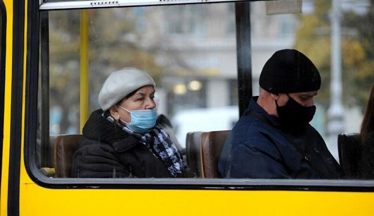 Для поездки в общественном транспорте Киева достаточно документа об одной дозе вакцины, - Рубан