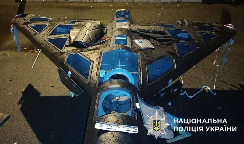 Мужчина возил шахед на крыше авто в Киеве