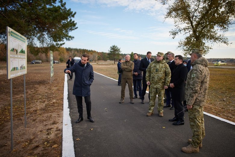 Зеленський відвідав на Черкащині Головний центр підготовки особового складу Держприкордонслужби 02