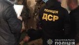 Полиция задержала преступную группу, которая выбивала из предпринимателей несуществующие долги в Хмельницком. ФОТО