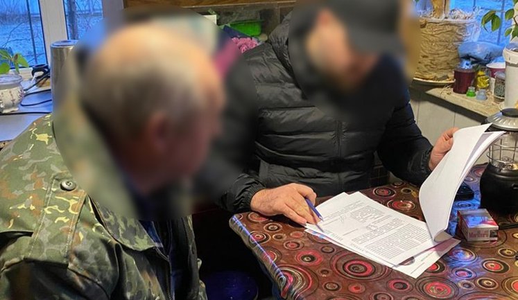 Members of organised group served with notices of suspicion over illegal extraction of more than 15,000 tonnes of sand. PHOTOS