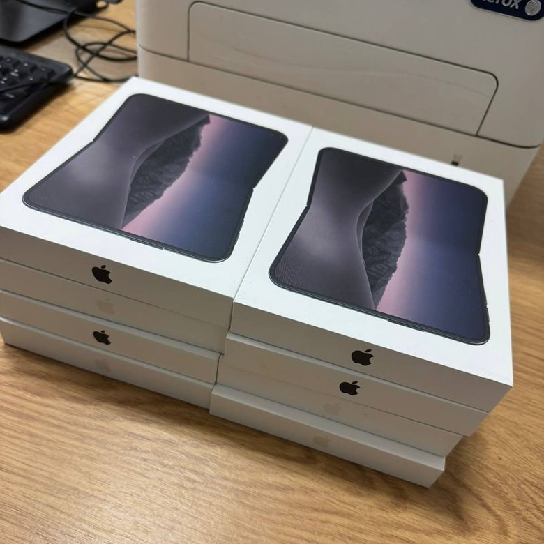 На митниці зупинили контрабанду нових смартфонів iPhone Duo на 1,4 мільйона гривень