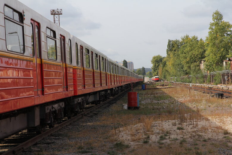 Київський метрополітен отримав усі 60 варшавських вагонів 05