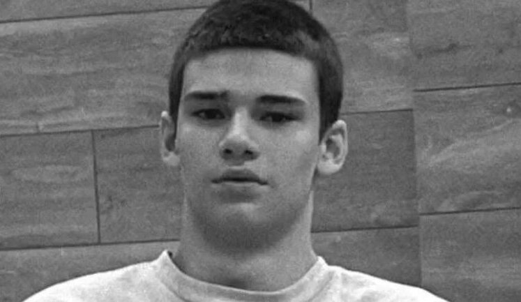 17-летний Даниил Худя и его родители убиты Россией в результате ракетного удара по Киеву. ФОТО