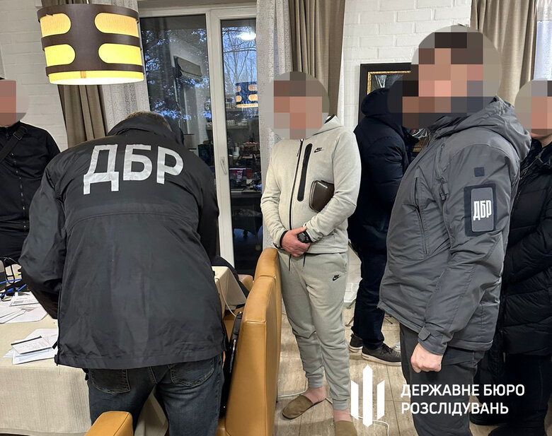 Костянтину Бондарєву повідомлено про підозру в організації незаконного перетину кордону