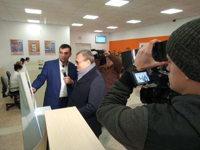 В Конотопе открыли новый центр обслуживания потребителей газа 02