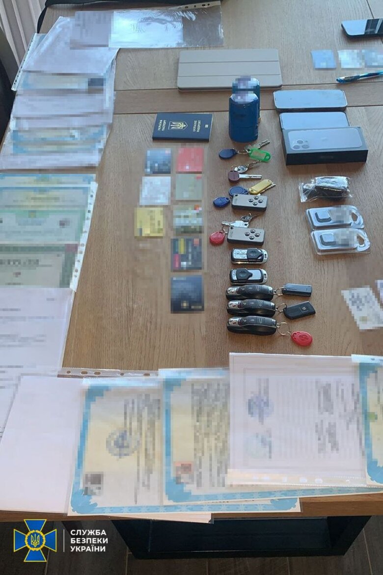 Розкрадання 12 млн грн на закупівлі динамічного захисту для танків ЗСУ