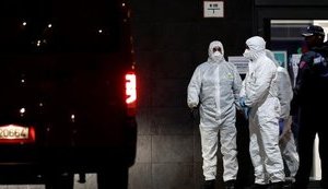 COVID-19: Армия Испании находит брошенных и мертвых людей в домах престарелых