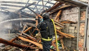 Вражеские БПЛА нанесли удар по территории медучреждения в Харьковской области: вспыхнул пожар. ФОТОРЕПОРТАЖ