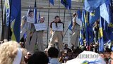 Под Верховной Радой "повесили" Литвина, Мартынюка, Кивалова и Колесниченко. ФОТО
