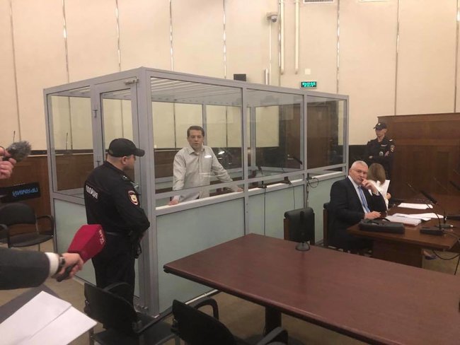 Верховний суд РФ почав розгляд апеляції на вирок Сущенку 01