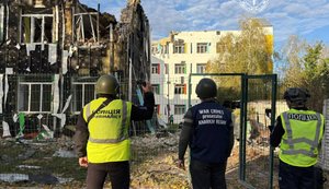 Харьковская ОВА потратила более 260 млн грн на восстановление лицея в Чугуеве, поврежденного в 2022 году. 12 октября здание снова разрушили российские обстрелы. ФОТО