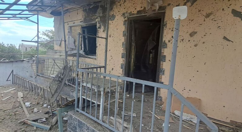 Russian shelling of the Nikopol district on June 18