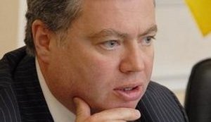 Дочь и жена задержанного экс-замминистра Корнийчука в тяжелом состоянии