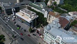 Журналисты "Схем" выявили "тайный филиал" ГПУ на Львовской площади. ВИДЕО