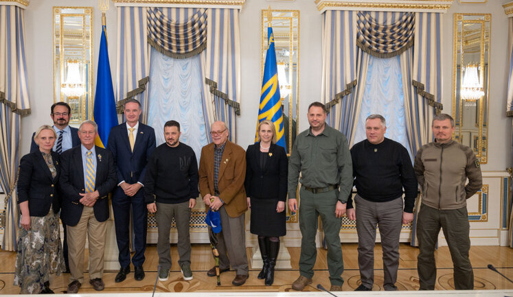 We are grateful for your help, leadership and financial support, - Zelenskyy meets with a delegation of US congressmen. PHOTOS